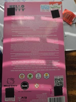 Hello Kitty Beauty Set Plant-Based Lip Balm Nail Polish Mirror Hair Clip Bag - Thumbnail 2