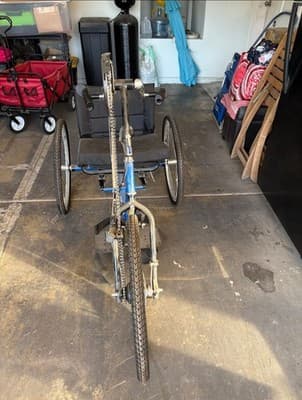 18” W Seat Invacare Top End Excelerator handcycle 7 speeds Hand Cycle - Thumbnail 5