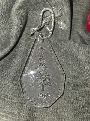 1980 WATERFORD CRYSTAL - Annual Ornament - CHRISTMAS TREE - 1980 - Thumbnail 2