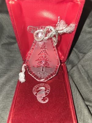 1980 WATERFORD CRYSTAL - Annual Ornament - CHRISTMAS TREE - 1980 - Thumbnail 3