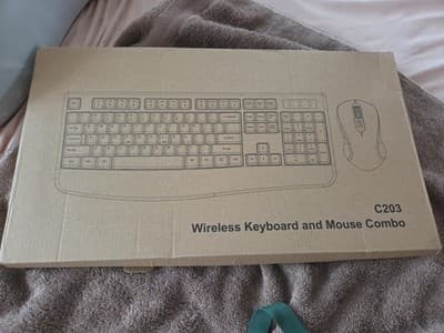Wireless Keyboard And Mouse Combo C203 Black - Image 1