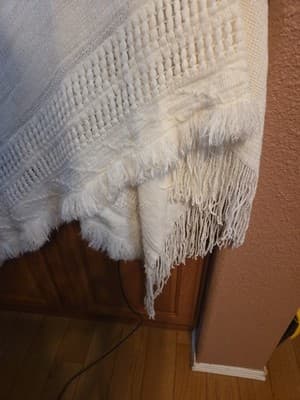 Time And Tru Cream Hooded Poncho Very Beautiful - Thumbnail 4