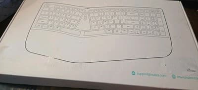 Nulea RT07B Ergonomic Wireless Keyboard Split Wrist Rest Bluetooth USB-C Black - Thumbnail 2