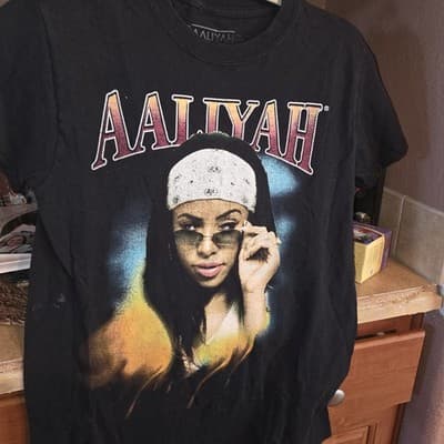 Aaliyah Graphic Band T-Shirt R&B Music Tee Size SM 100% Cotton Collectible Black - Thumbnail 3