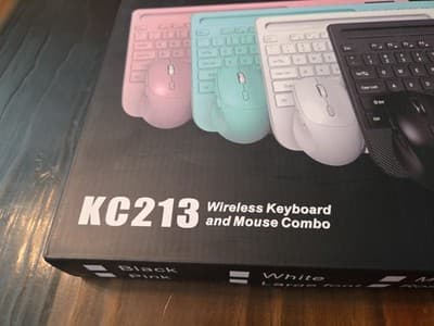 KC213 Wireless Keyboard and Mouse 2.4GHz w/ Palm Rest & Phone Holder Wind Red - Thumbnail 4