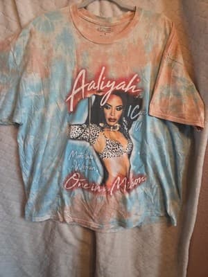 Aliyah One In A Million More Than Women Tie Die Tshirt Size Large Women's - Image 1