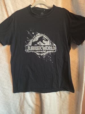 Jurassic World Black Short Sleeve T Shirt Size XL Men's Graphic 100% Cotton - Image 1
