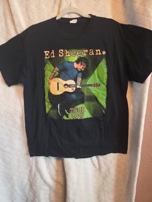 Ed Sheeran 2015 Tour T-Shirt Black Green Concert Tee Size Medium Music Merch - Image 1