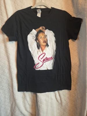Selena Vintage Black 100% Cotton T-shirt SizeS - Image 1