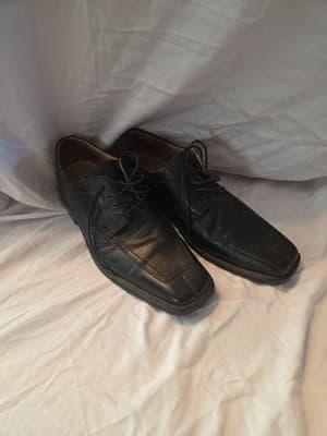 Ridgeway Black Leather Shoes 10M Square Toe - Image 1