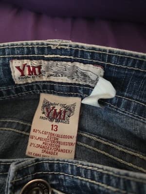 Ladies YMI Embroidered Faded Blue Jeans Size 13 - Thumbnail 2