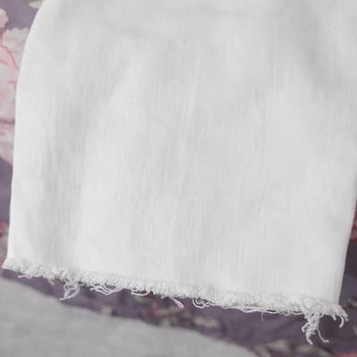 NWOT, Women’s LEVI Wedgie Straight White Stonewash Denim Jeans Size 30 - Thumbnail 5