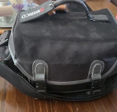 JVC GR-AX30 Compact VHS Camcorder w Case/Charger Tested Working No Tape Turns On - Thumbnail 7