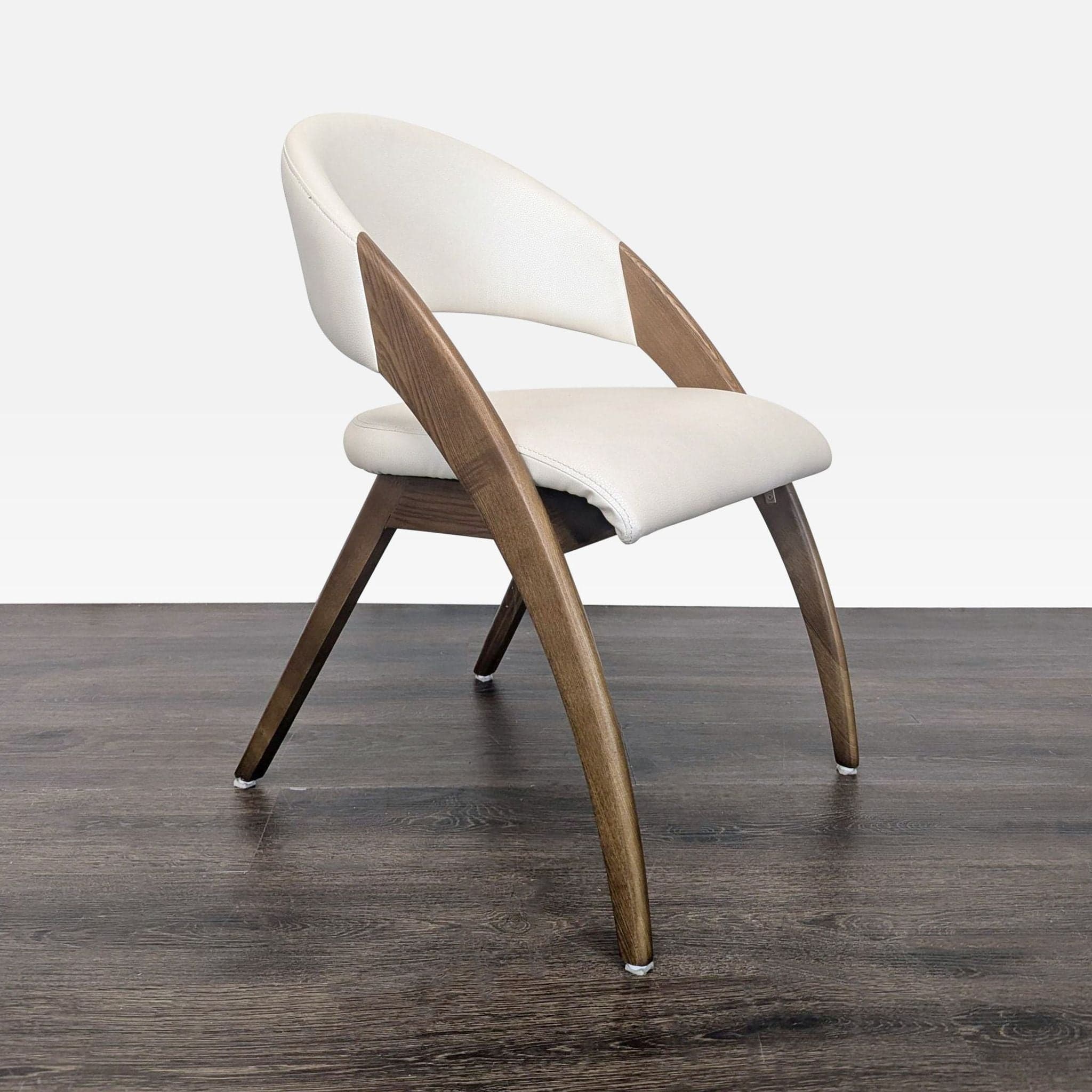 Lucas Mid-Century Cream & Walnut Dining Chair - Thumbnail 3