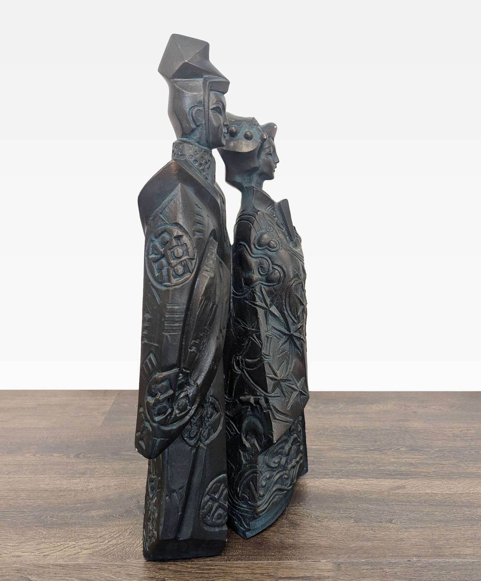 Tomoe & Hime Japanese Couple Sculpture – Dark Finish, Intricate Detailing - Thumbnail 2