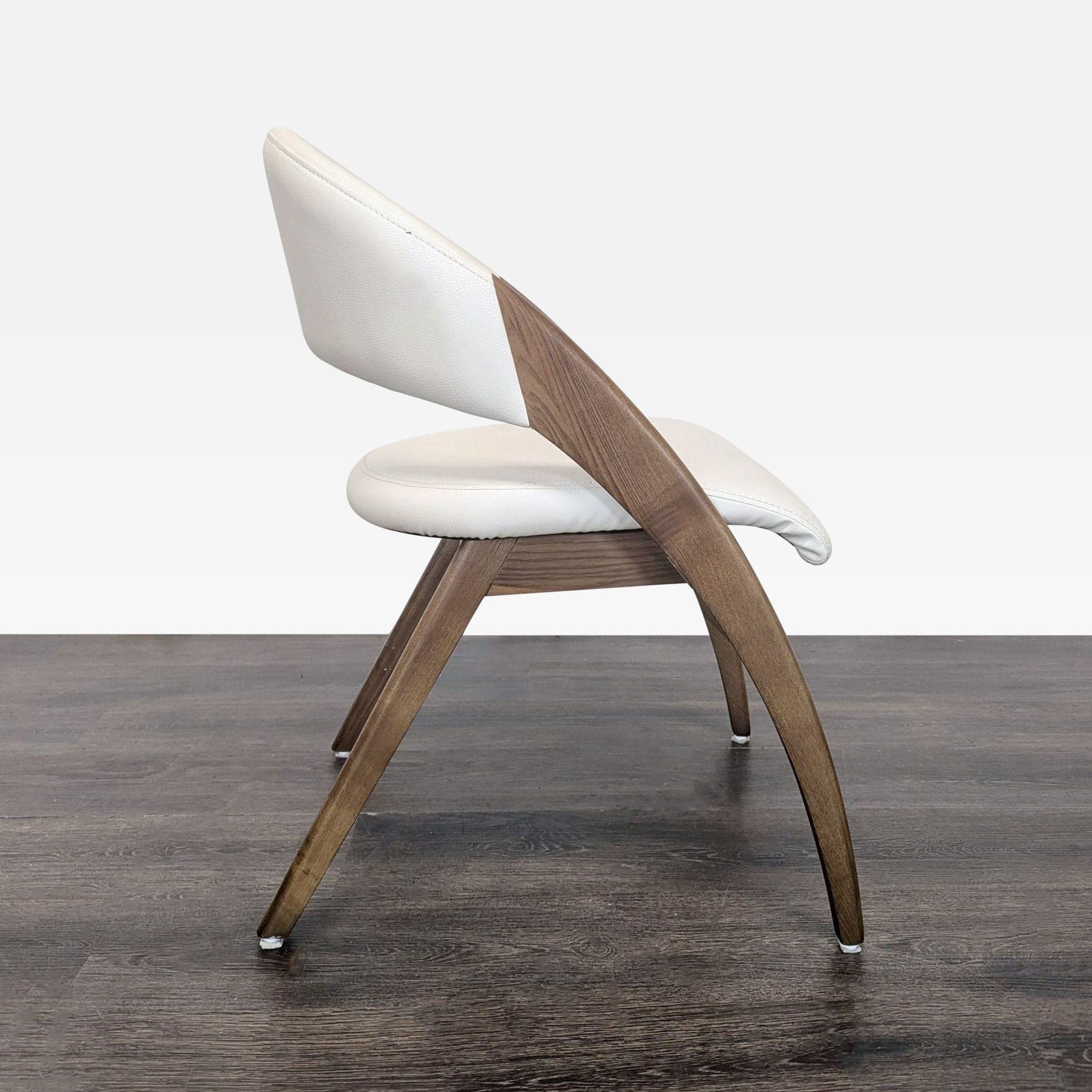 Lucas Mid-Century Cream & Walnut Dining Chair - Thumbnail 12
