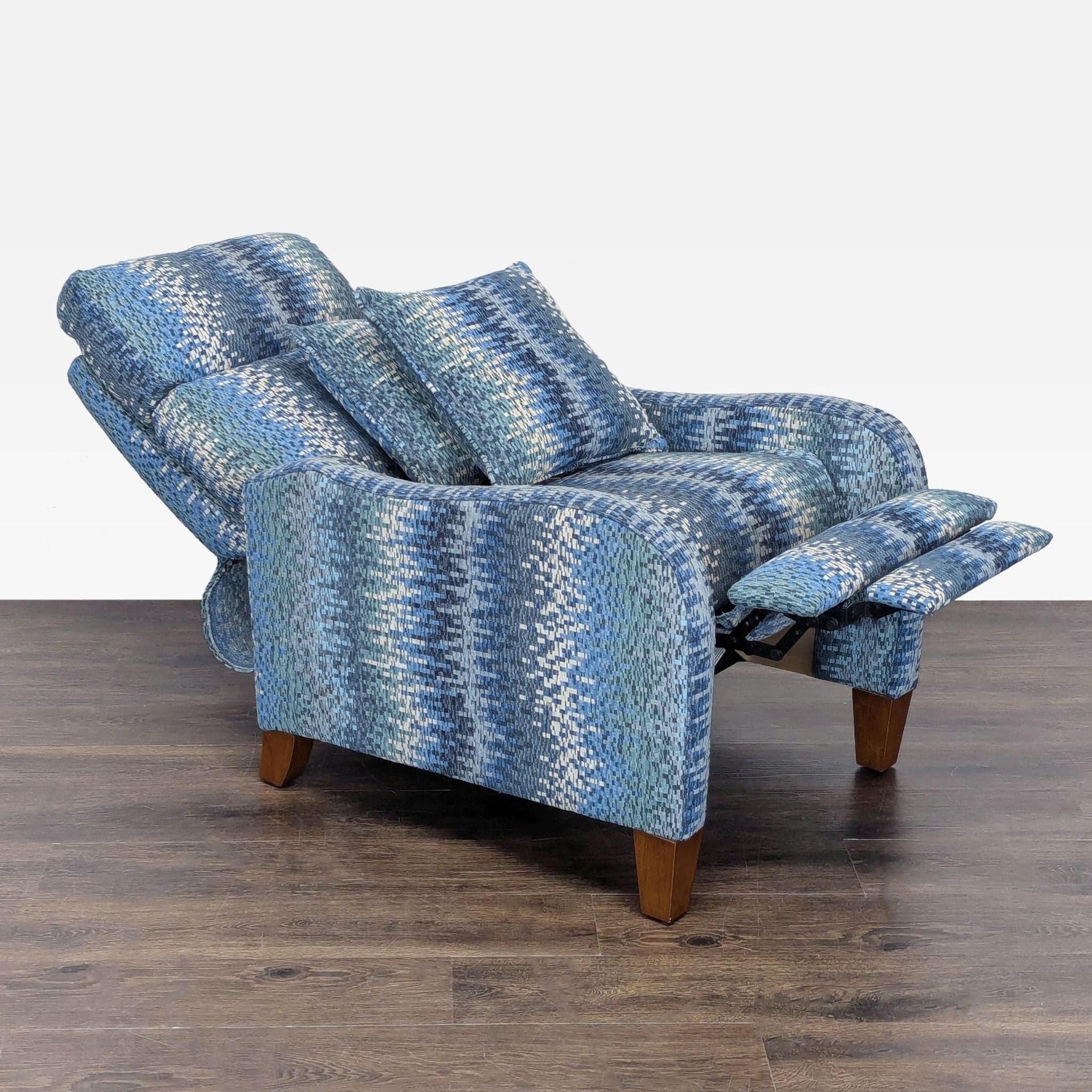 Jiaxing Home Fortune Furniture Co. Blue Patterned Recliner Lounge Chair with Cushions - Thumbnail 2