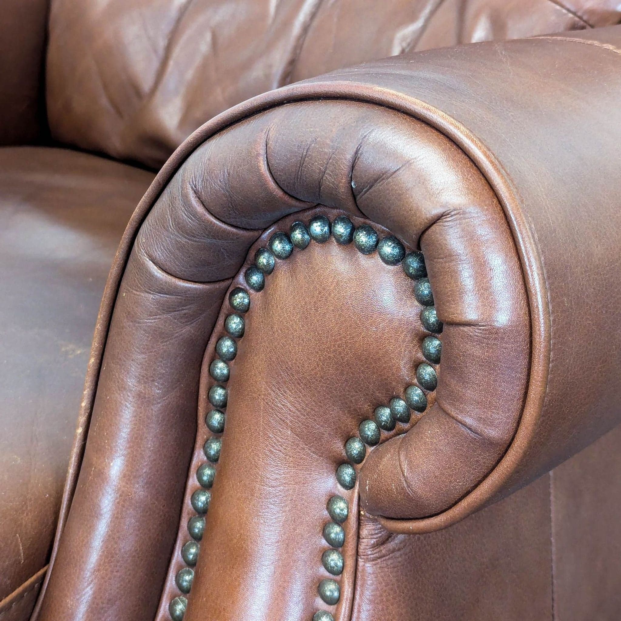 Classic Brown Leather Recliner Lounge Chair with Nailhead Trim - Thumbnail 9