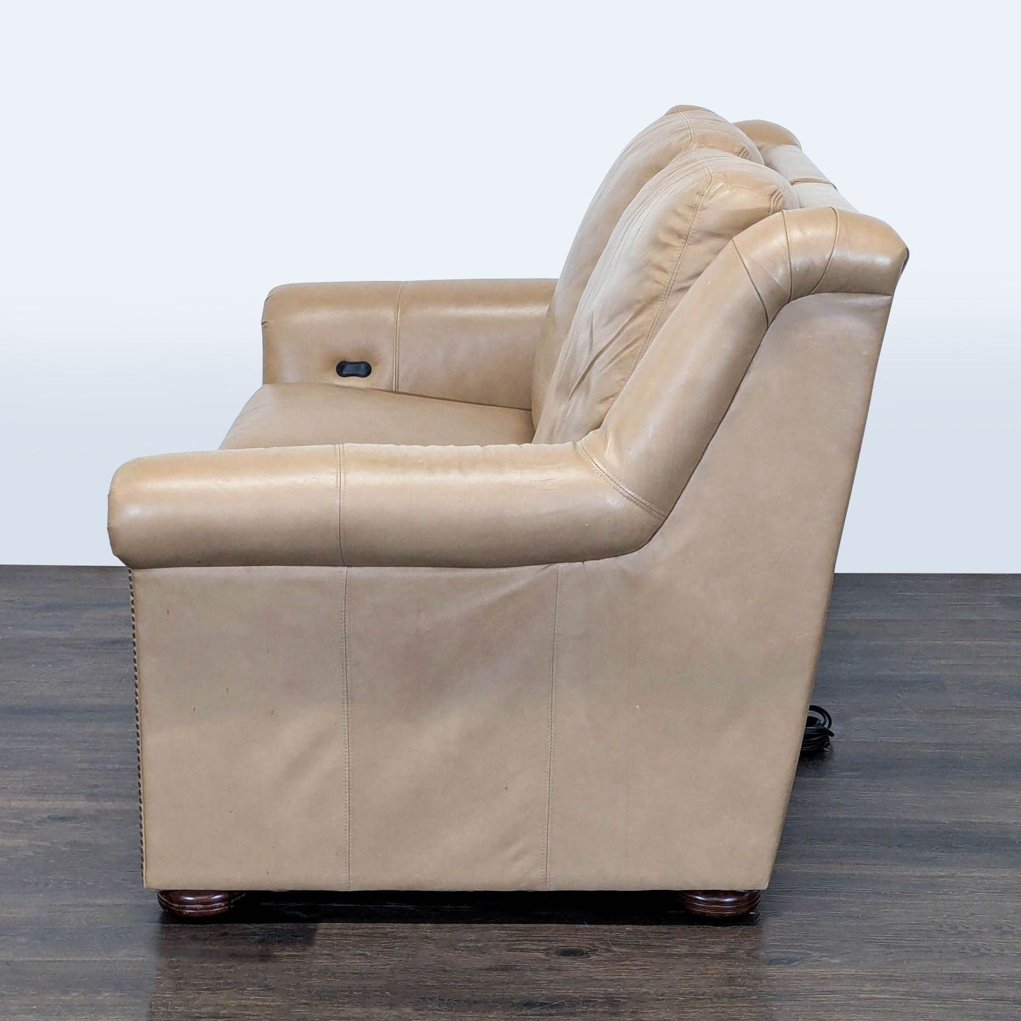 Bradington-Young Newman Tan Leather Loveseat with Recliner - Thumbnail 6