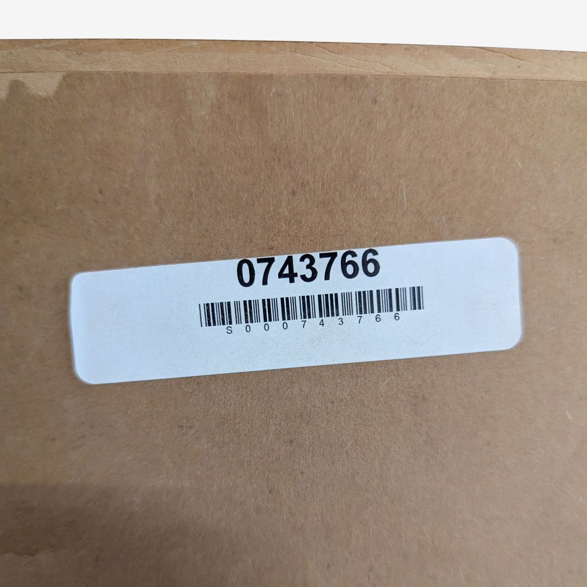 Noel Suarez Framed “Callas I” Still Life Print - Thumbnail 4