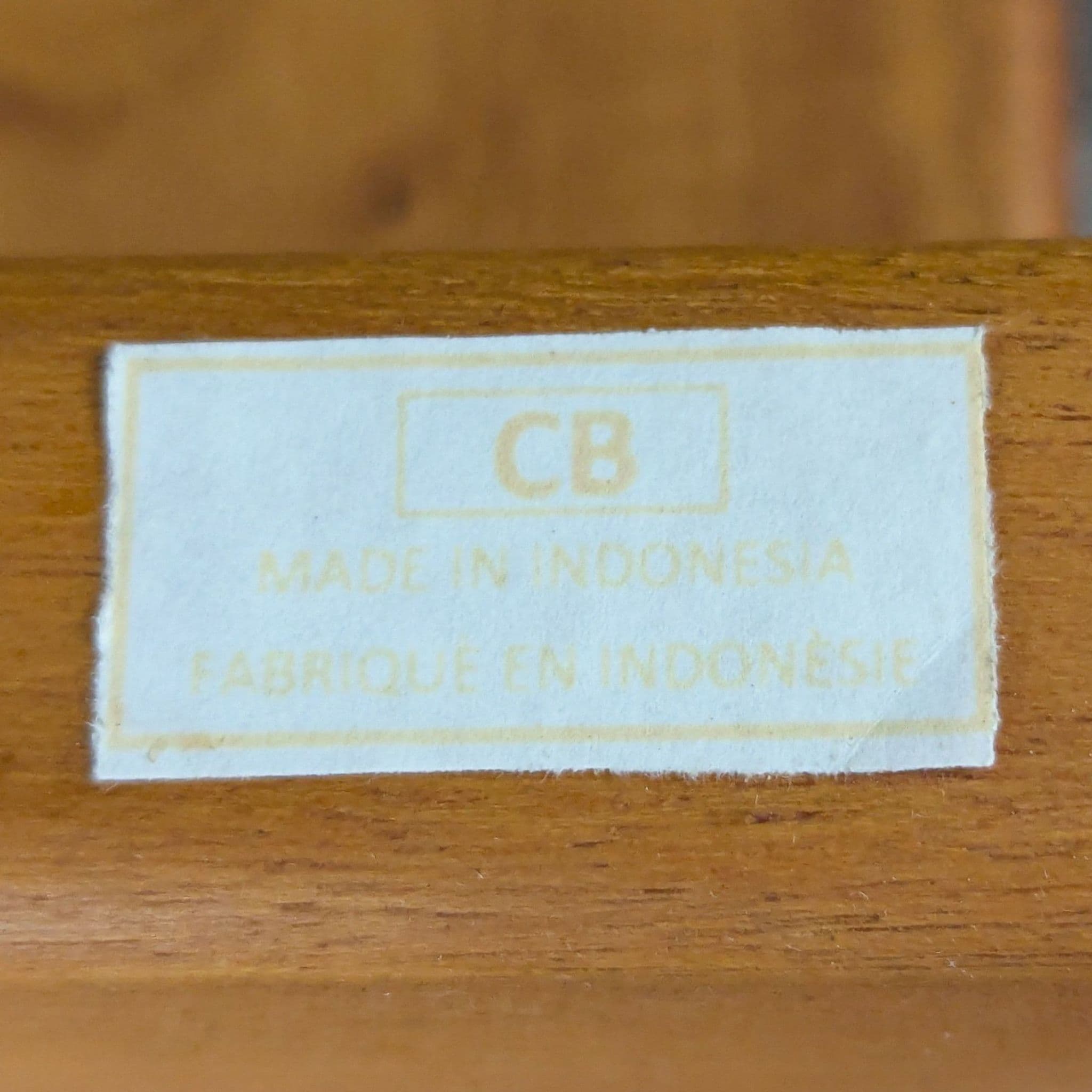 Crate and Barrel Modern Outdoor Wood Lounge Chair with White Cushions - Thumbnail 4