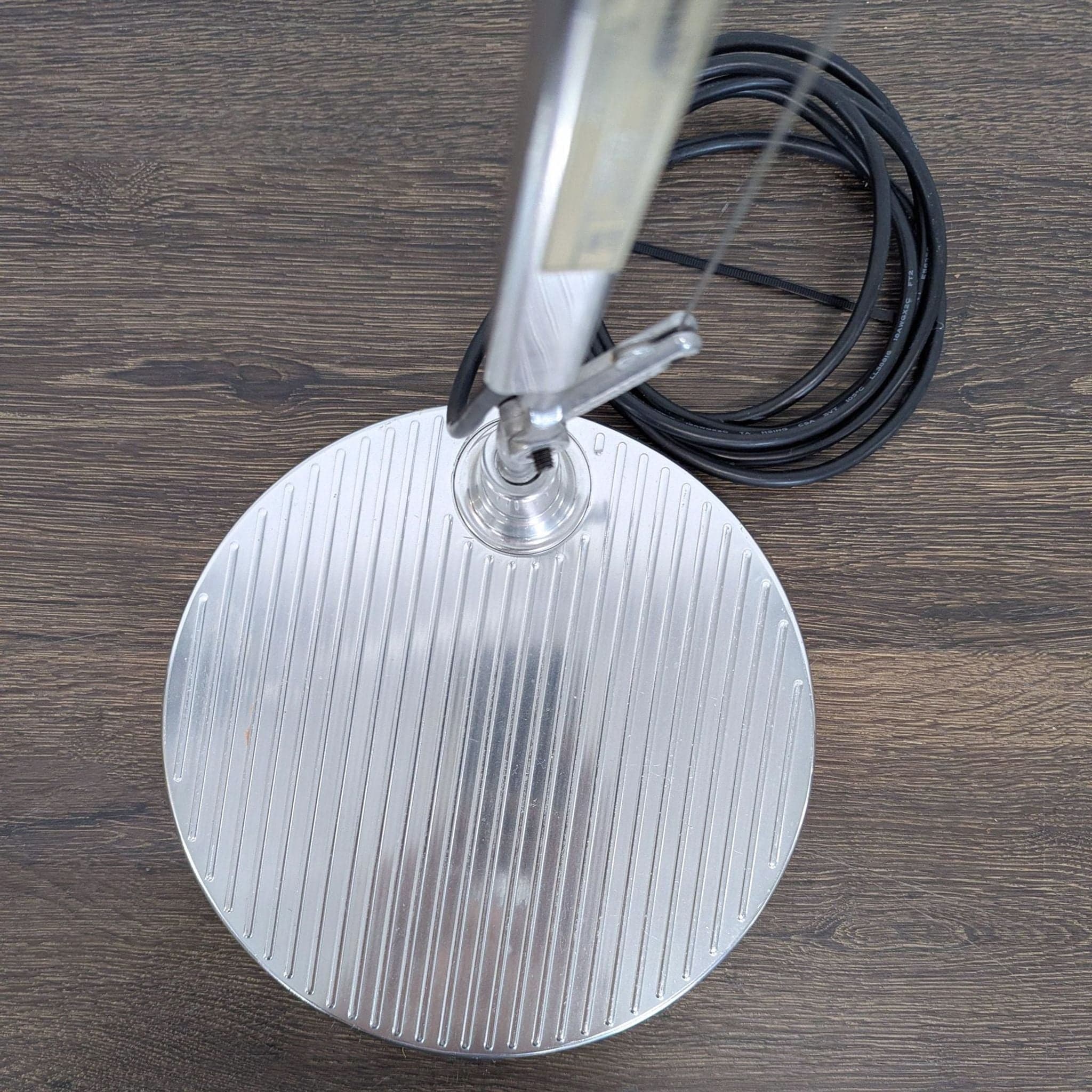 Artemide Tolomeo Adjustable Reading Floor Lamp - Thumbnail 6