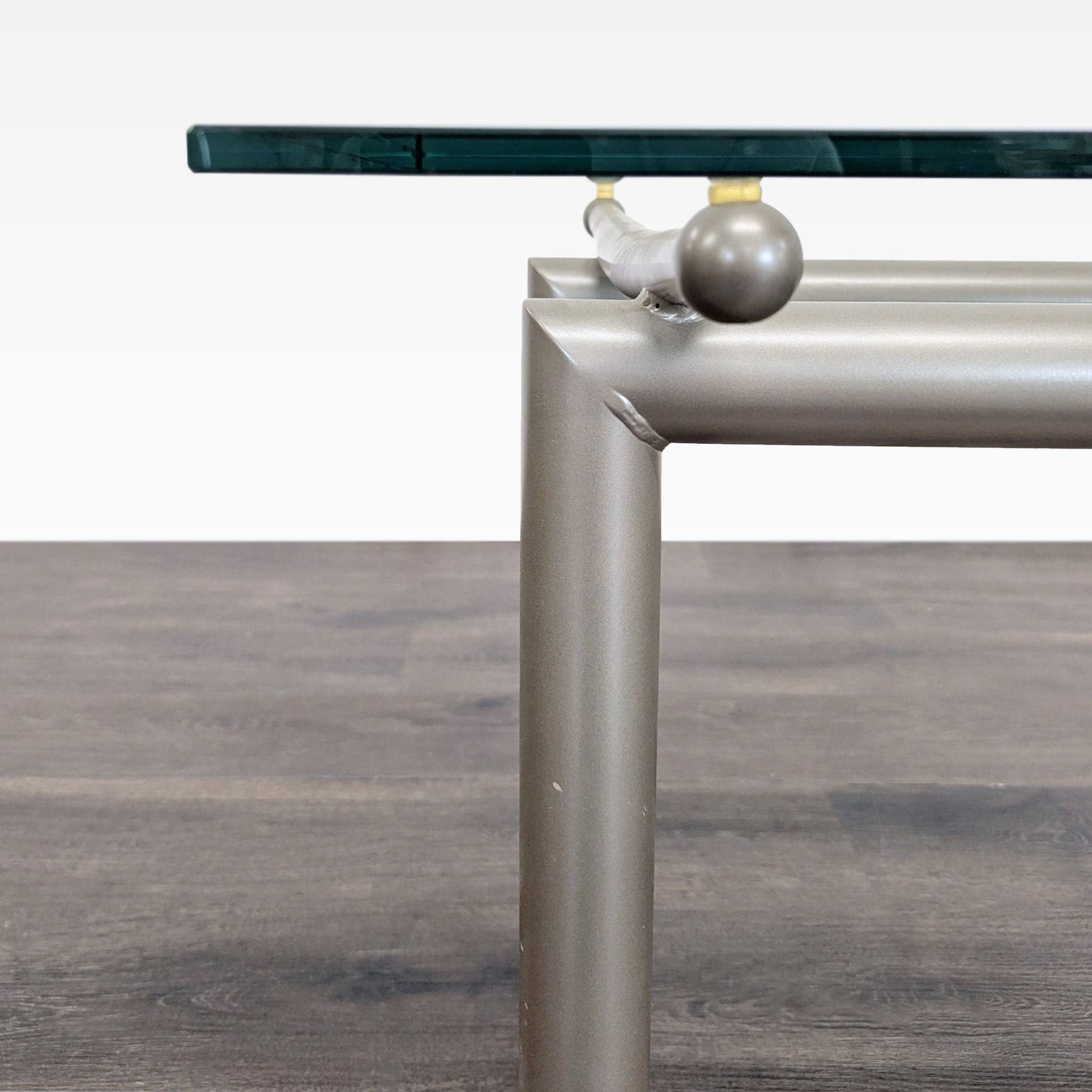 Roy & Benot Glass Top End Table on Metal Base - Thumbnail 5