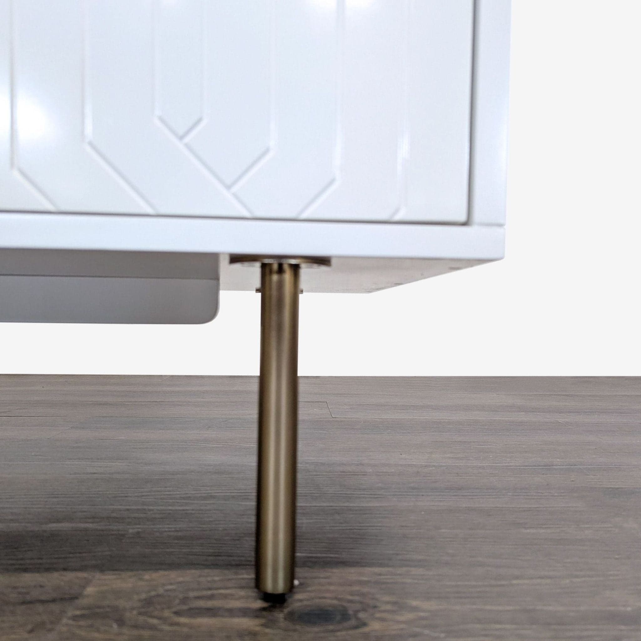 Pottery Barn Teen Jennings Modern White 6-Drawer Dresser with Brass Legs - Thumbnail 7