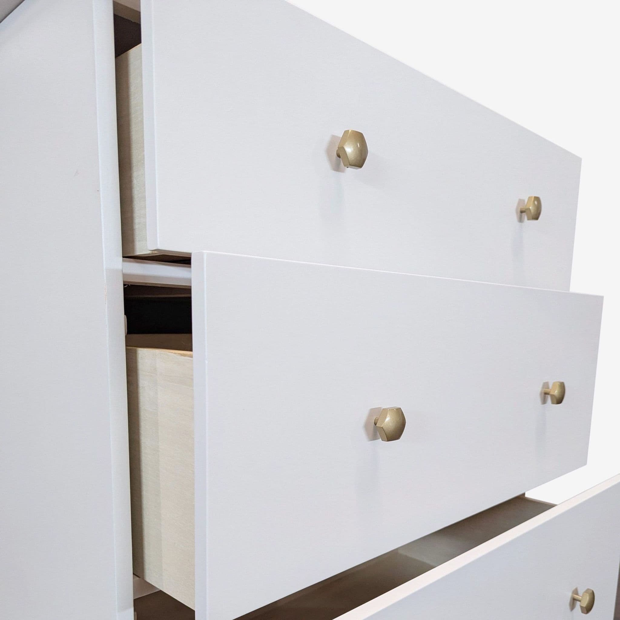 Pottery Barn Teen Keaton Four Drawer Modern Dresser - Thumbnail 5