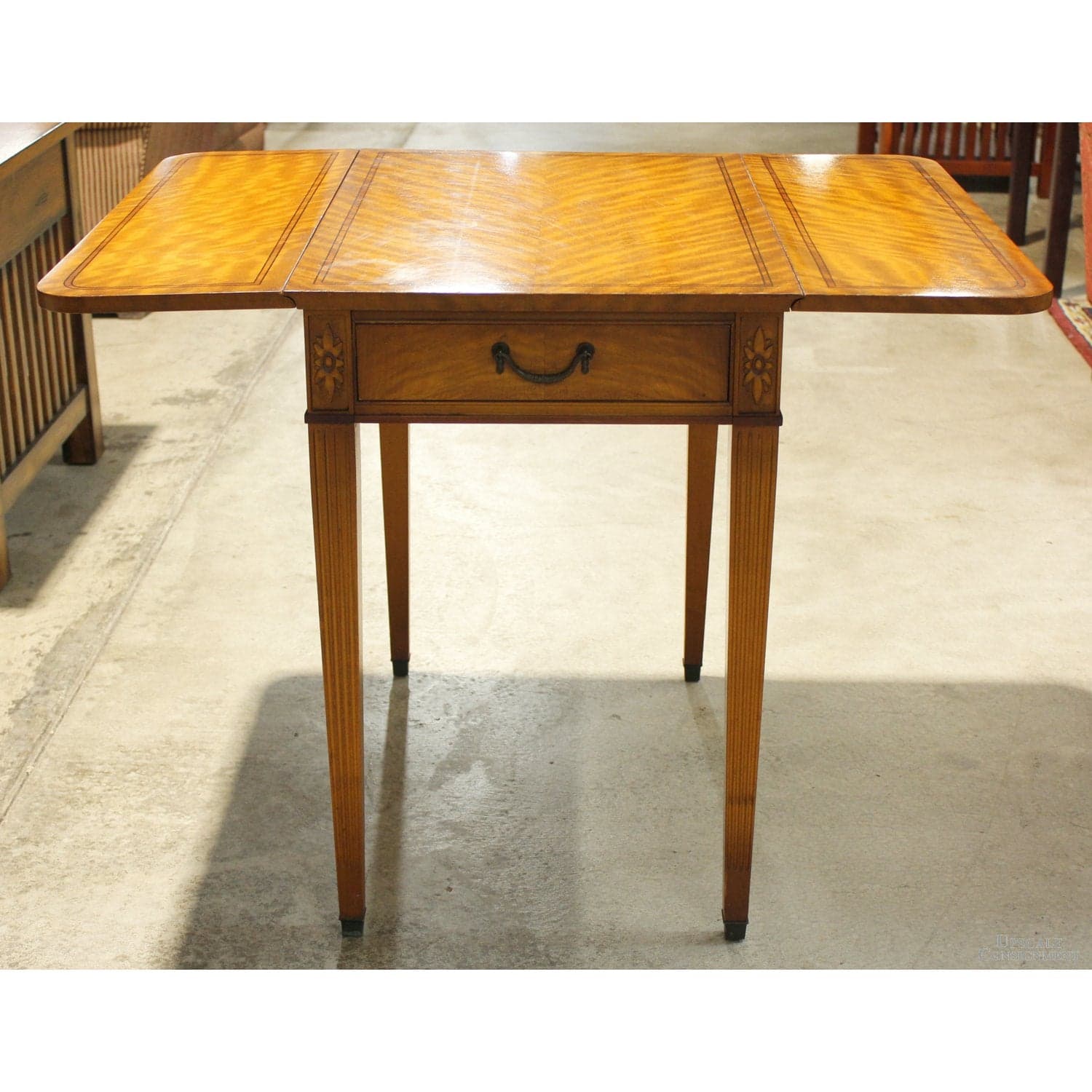 Imperial Furniture Flame Mahogany Drop-Leaf Table - Thumbnail 4