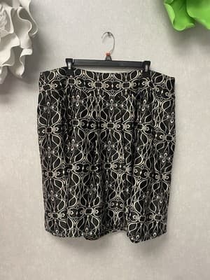 Mossino Black/Beige Skirt Size 18 - Image 1