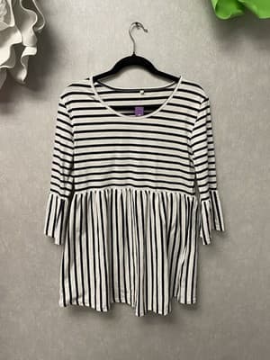 Ecavus Black/White Stripe Blouse Size Large - Image 1