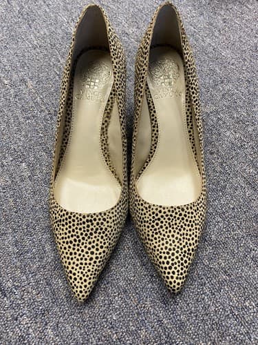 Women's Vince Camuto Natural Spotted Calf Hair Pointed Toe Heels Size 8.5 - Thumbnail 2
