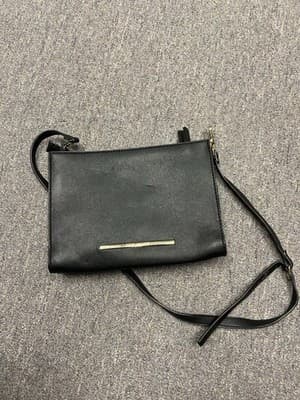 Steve Madden Black Crossbody Bag - Image 1