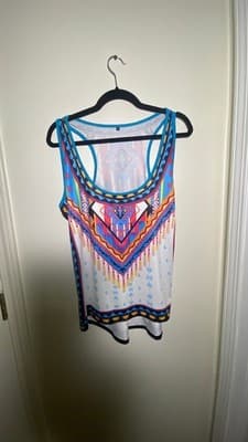 Women's Sleeveless Tank Top Size Medium - Thumbnail 5