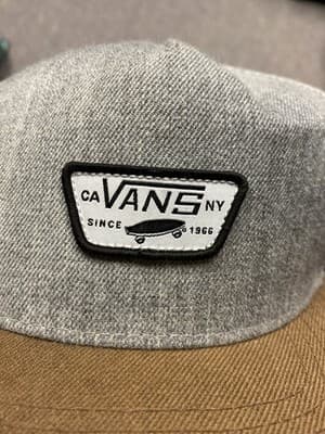Vans Off The Wall Gray Snapback Adjustable Hat - Image 1