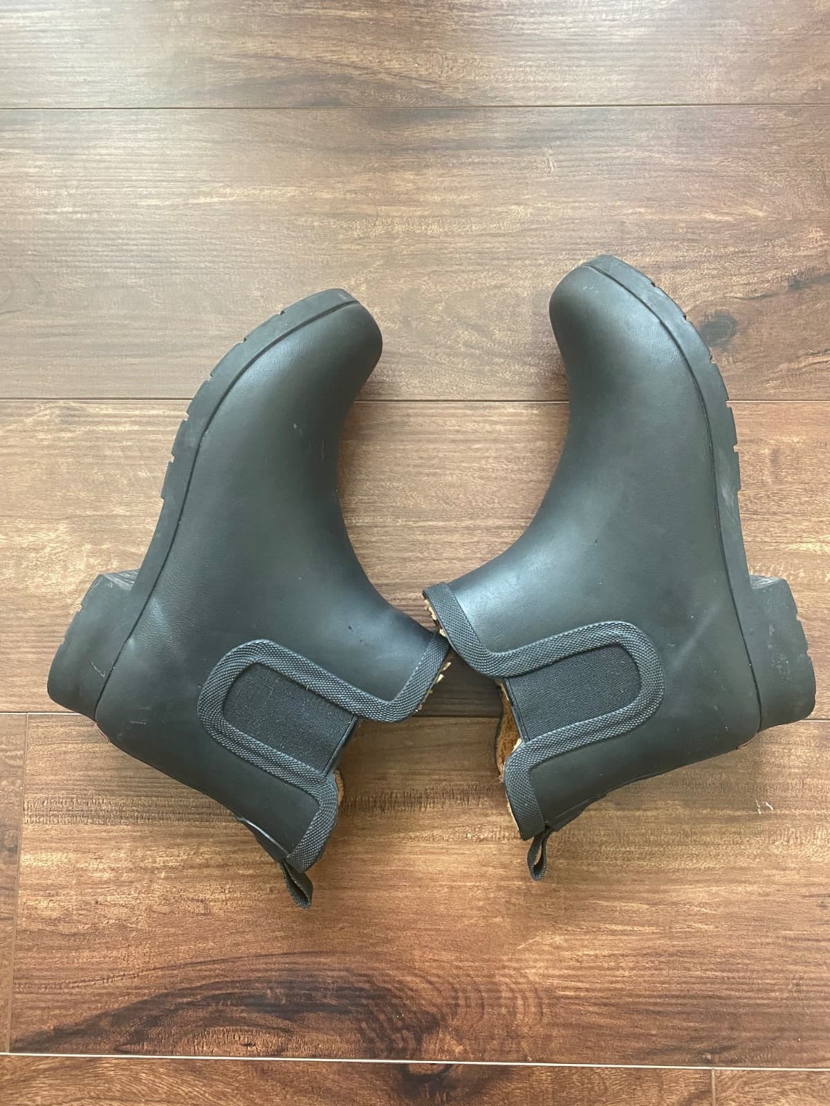 Chooka Rain Boots Women's Delridge Chelsea Black Faux Fur Line Rubber Size 9 - Image 1