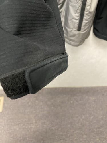 Men's Columbia Barlow Pass Softshell Hybrid Jacket Black & Gray Sportswear Sz L - Thumbnail 5