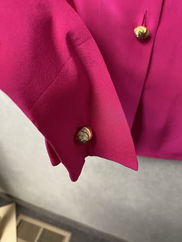 Vintage YL Studio 100% silk Pink Size 12 gold buttons With Cuffs - Thumbnail 4