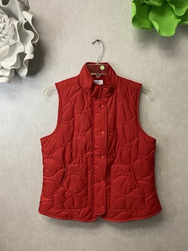Croft & Barrow Red Vest Women Mock Neck Sleeveless Full Zip Quilted Sz Med - Image 1