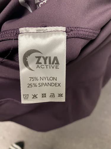 Zyia Active Brilliant Pocket High Rise Crop Capri Leggings Wine Plum Size 8-10 - Thumbnail 8