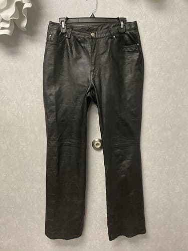 MetroStyle Women's Black Leather Pants Size 8T - Image 1