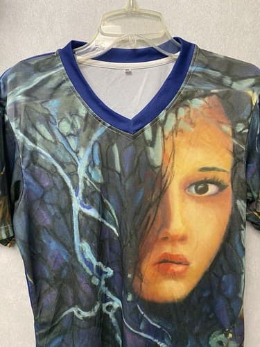 Blue Multi T-shirt Size Large - Thumbnail 2