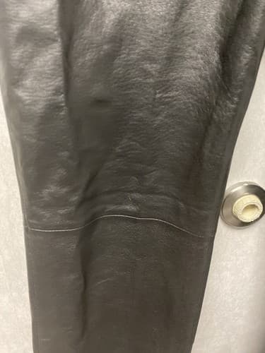MetroStyle Women's Black Leather Pants Size 8T - Thumbnail 3
