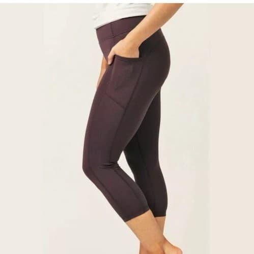 Zyia Active Brilliant Pocket High Rise Crop Capri Leggings Wine Plum Size 8-10 - Image 1