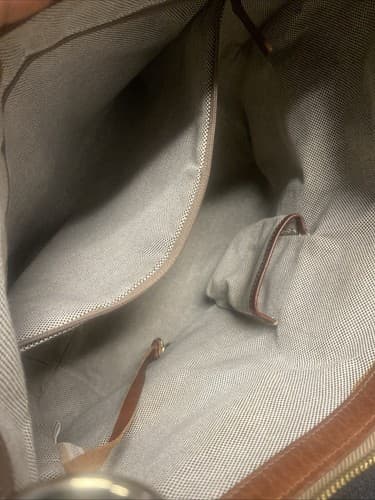 Dooney and Bourke shoulder bag. Tan Pebble Leather With Dark Leather Straps. - Thumbnail 8