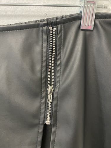 SHEIN Black Vegan Leather Skort Size Xl - Thumbnail 3