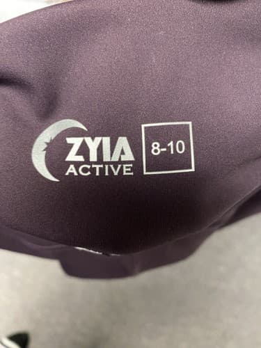 Zyia Active Brilliant Pocket High Rise Crop Capri Leggings Wine Plum Size 8-10 - Thumbnail 7