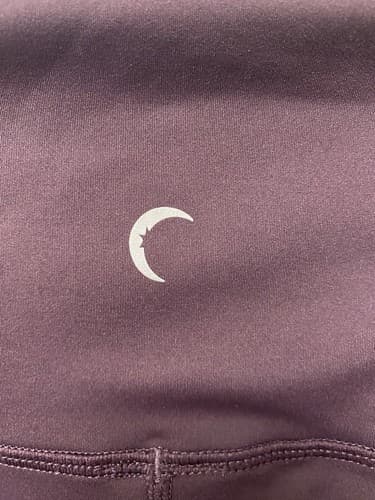 Zyia Active Brilliant Pocket High Rise Crop Capri Leggings Wine Plum Size 8-10 - Thumbnail 6