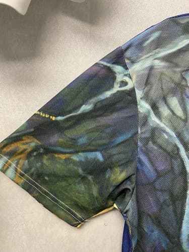 Blue Multi T-shirt Size Large - Thumbnail 3